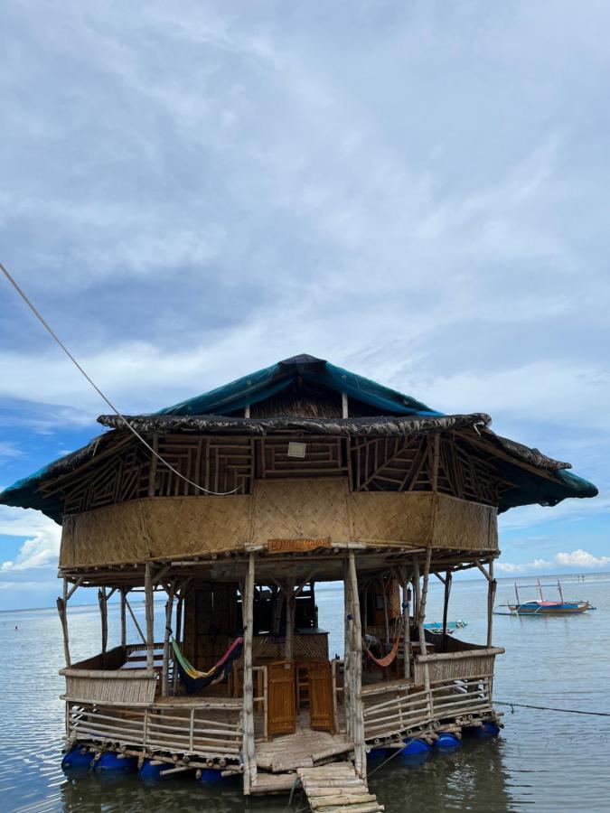 Bamboo Nest Beachfront Puerto Princesa Екстериор снимка