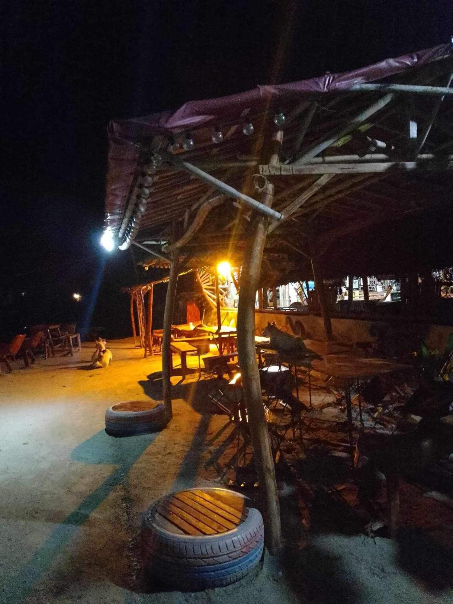 Bamboo Nest Beachfront Puerto Princesa Екстериор снимка