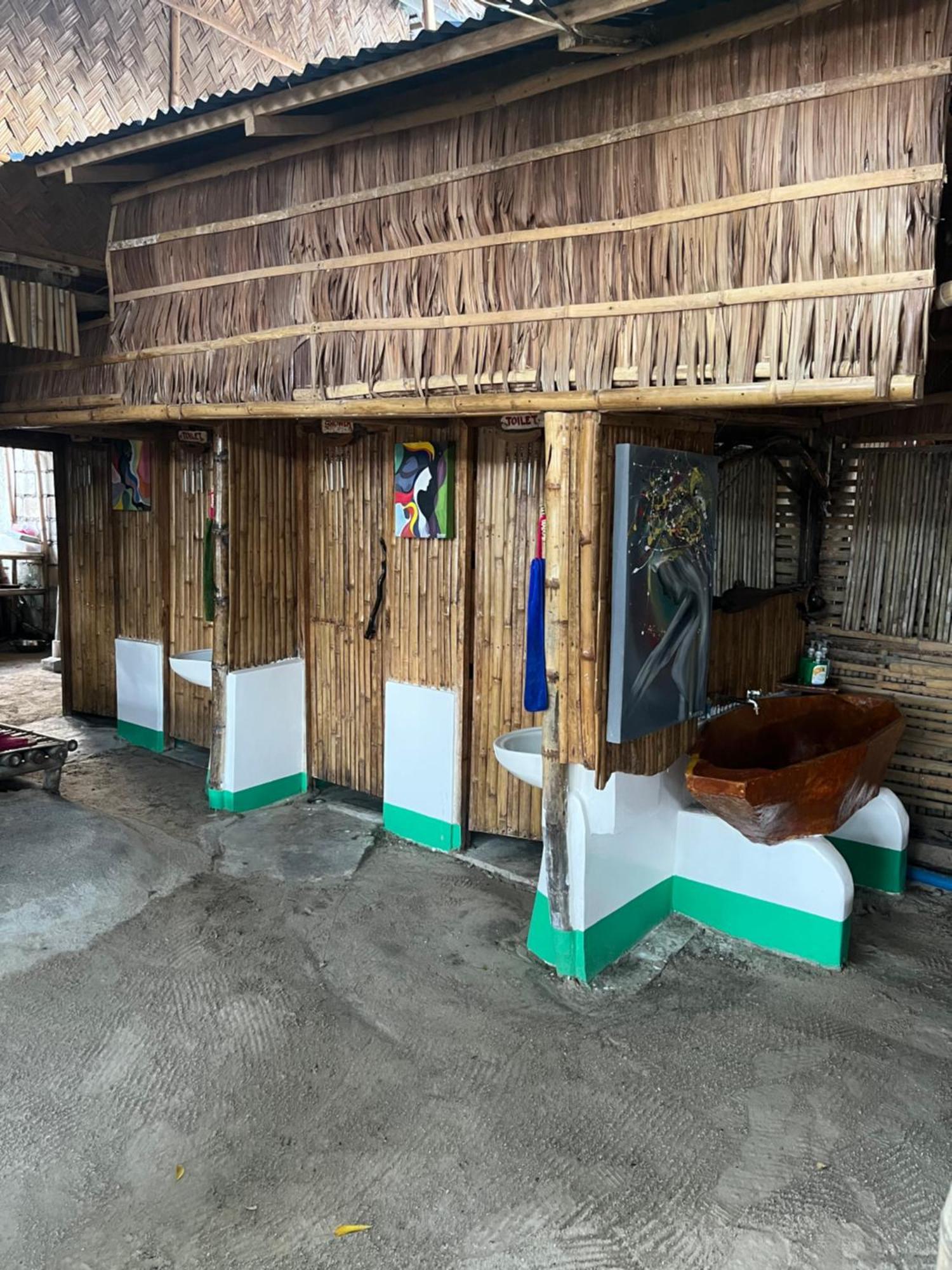 Bamboo Nest Beachfront Puerto Princesa Екстериор снимка